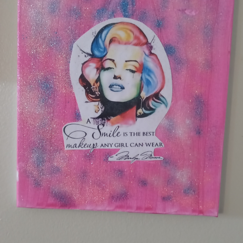 Pink 2 piece canvas decor